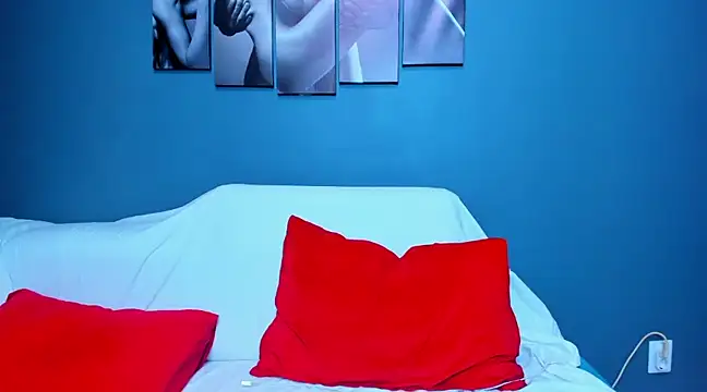 Snapshot of andboyfor6 chatting on 02-01-25, 05:39 andboyfor6 online show from 02-01-25, 05:39