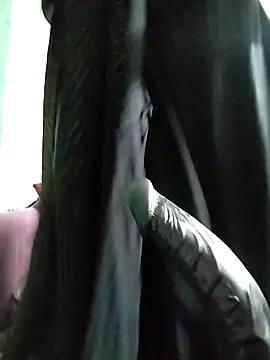 Snapshot of Noor_Darliing chatting on 01-23-25, 03:01 Noor Darliing online show from 01-23-25, 03:01