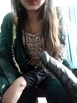 Snapshot of Noor_Darliing chatting on 02-04-25, 03:04 Noor Darliing online show from 02-04-25, 03:04