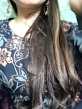 Snapshot of Noor_Darliing chatting on 02-15-25, 06:23 Noor Darliing online show from 02-15-25, 06:23