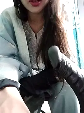 Snapshot of Noor_Darliing chatting on 02-26-25, 03:08 Noor Darliing online show from 02-26-25, 03:08