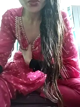 Snapshot of Noor_Darliing chatting on 02-28-25, 09:23 Noor Darliing online show from 02-28-25, 09:23