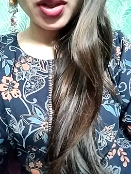 Snapshot of Noor_Darliing chatting on 03-08-25, 06:26 Noor Darliing online show from 03-08-25, 06:26