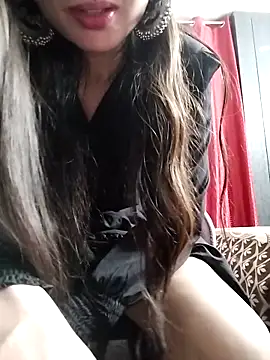 Snapshot of Noor_Darliing chatting on 03-12-25, 06:22 Noor Darliing online show from 03-12-25, 06:22