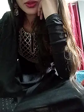 Snapshot of Noor_Darliing chatting on 03-18-25, 05:31 Noor Darliing online show from 03-18-25, 05:31