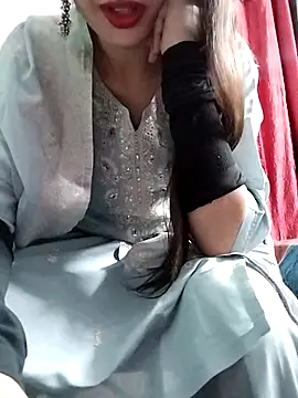 Snapshot of Noor_Darliing chatting on 09-12-25, 03:12 Noor Darliing online show from 09-12-25, 03:12