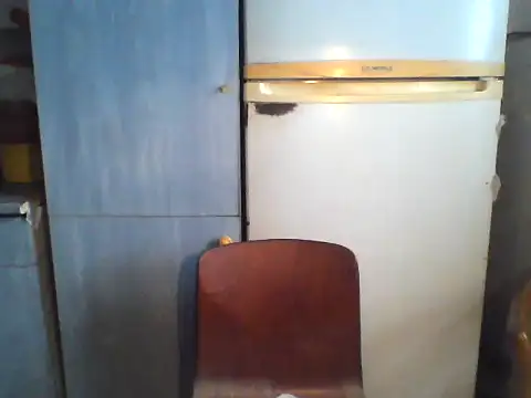 D Marinna online show from 12-16-25, 09:03