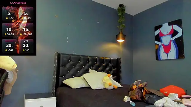 Sophiietaylor online show from 11-20-25, 11:21