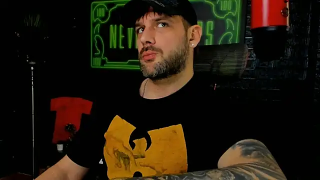 LexXHardy online show from 03-19-25, 01:29