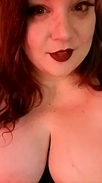 Snapshot of ddmoonlight69 chatting on 02-14-25, 02:39 ddmoonlight69 online show from 02-14-25, 02:39