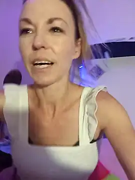 cammyquart online show from 11-20-25, 05:07