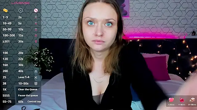 Snapshot of Linda_Bryant chatting on 12-06-24, 04:03 Linda Bryant online show from 12-06-24, 04:03