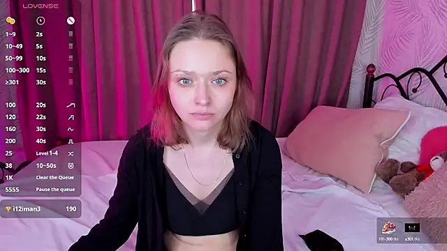 Snapshot of Linda_Bryant chatting on 03-07-25, 04:02 Linda Bryant online show from 03-07-25, 04:02