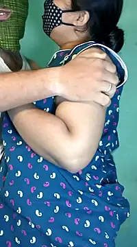 Snapshot of hotty_Sexy-couple chatting on 12-18-24, 11:56 hotty Sexy-couple online show from 12-18-24, 11:56