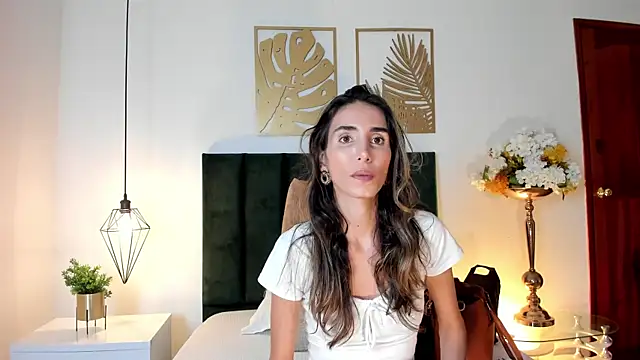 Nina Cavaali online show from 12-10-24, 06:06
