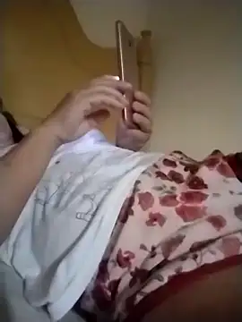 Snapshot of mariy522 chatting on 02-05-25, 09:36 mariy522 online show from 02-05-25, 09:36