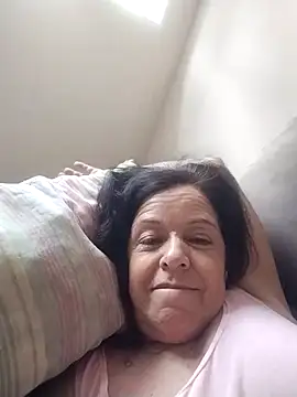 Snapshot of mariy522 chatting on 03-19-25, 04:02 mariy522 online show from 03-19-25, 04:02