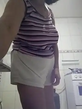 Snapshot of mariy522 chatting on 10-02-25, 11:01 mariy522 online show from 10-02-25, 11:01