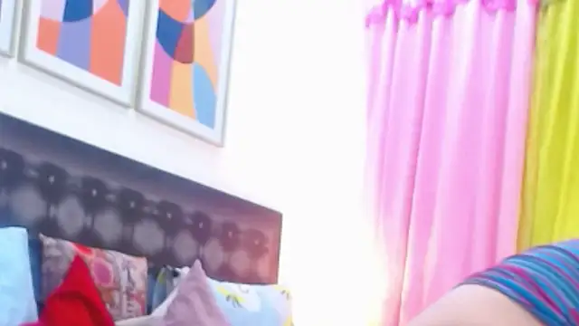 sandra 20 online show from 11-09-25, 10:57