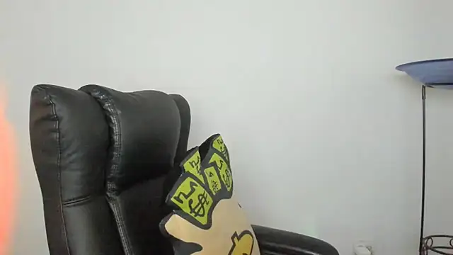 Mila  Paramo online show from 03-25-26, 07:20