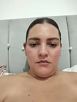 Snapshot of Mia_Hampton chatting on 06-28-26, 03:56 Mia Hampton online show from 06-28-26, 03:56