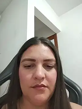 Snapshot of Mia_Hampton chatting on 07-14-26, 10:37 Mia Hampton online show from 07-14-26, 10:37