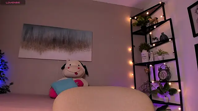 Briana Wells  online show from 04-09-26, 12:32