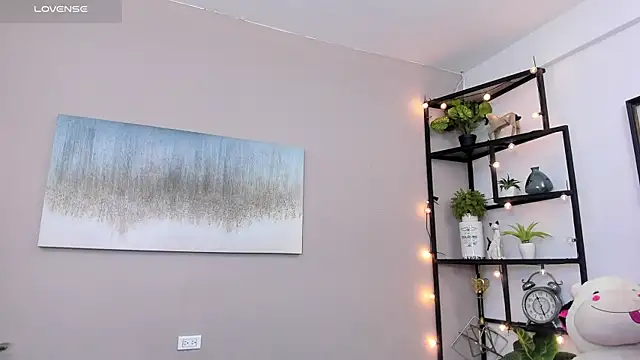 Briana Wells  online show from 04-20-26, 12:52