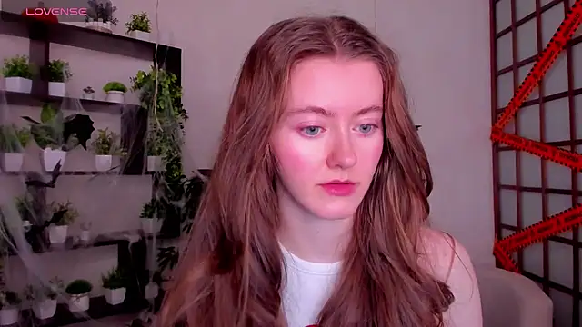 KateCuddle online show from 10-28-25, 02:26