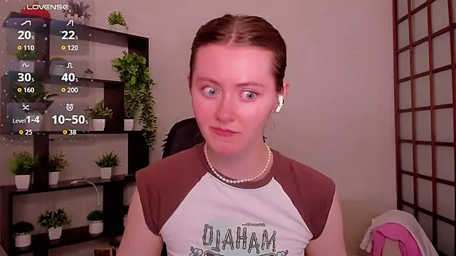 KateCuddle online show from 06-18-26, 02:12