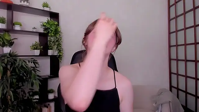 KateCuddle online show from 07-10-26, 02:05