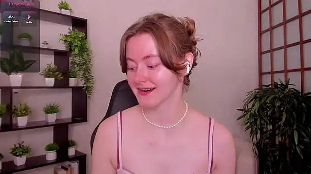 KateCuddle online show from 07-15-26, 02:17
