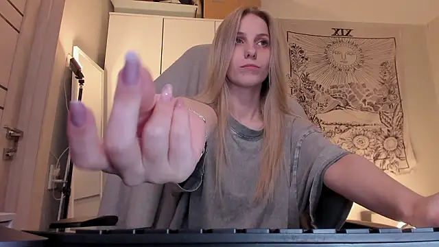 Anna Fink online show from 03-22-26, 07:50