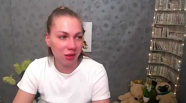 Sport Tall Doll online show from 03-21-25, 09:01