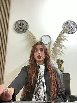 LiaVillalobos online show from 04-21-26, 01:39