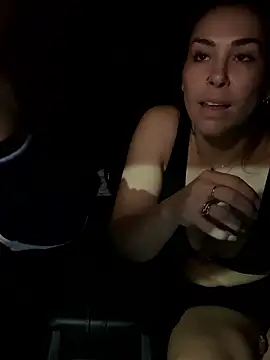 Snapshot of LeaGambit__ chatting on 01-11-26, 03:33 LeaGambit online show from 01-11-26, 03:33