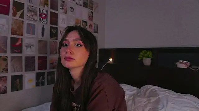 Snapshot of itssophiie chatting on 09-12-25, 05:46 itssophiie online show from 09-12-25, 05:46