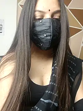 Snapshot of _desigori chatting on 12-10-24, 04:45  desigori online show from 12-10-24, 04:45