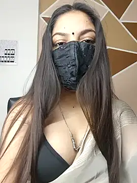 Snapshot of _desigori chatting on 12-31-24, 03:45  desigori online show from 12-31-24, 03:45