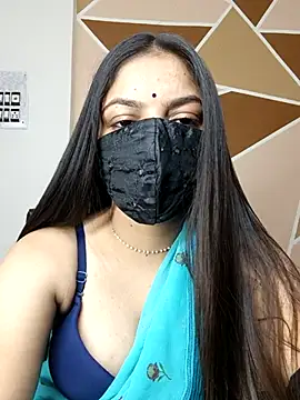 Snapshot of _desigori chatting on 03-21-25, 03:55  desigori online show from 03-21-25, 03:55