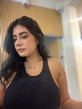 Snapshot of clarachanelricek chatting on 11-19-25, 07:47 clarachanelricek online show from 11-19-25, 07:47