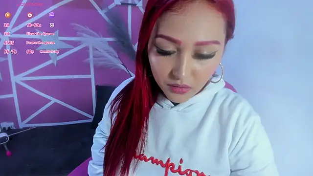 Snapshot of lucy_beatifull chatting on 03-03-26, 12:00 lucy beatifull online show from 03-03-26, 12:00