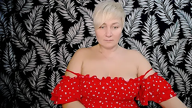 Snapshot of Olivia_playful chatting on 12-05-24, 03:28 Olivia playful online show from 12-05-24, 03:28