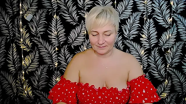 Snapshot of Olivia_playful chatting on 12-24-24, 03:26 Olivia playful online show from 12-24-24, 03:26