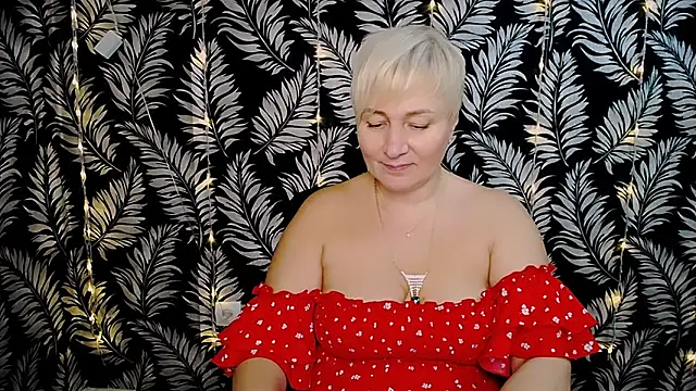 Snapshot of Olivia_playful chatting on 12-27-24, 02:54 Olivia playful online show from 12-27-24, 02:54