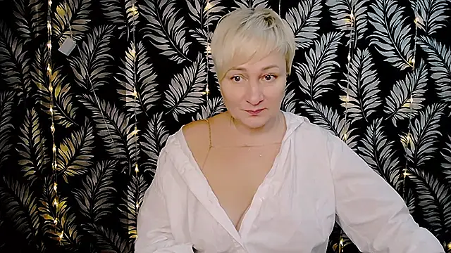 Snapshot of Olivia_playful chatting on 12-28-24, 12:13 Olivia playful online show from 12-28-24, 12:13