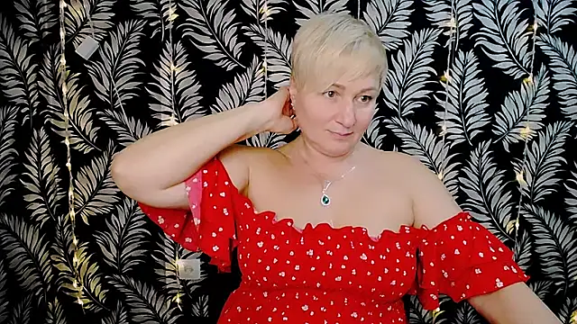 Snapshot of Olivia_playful chatting on 12-30-24, 03:24 Olivia playful online show from 12-30-24, 03:24