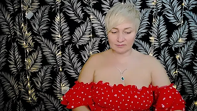 Snapshot of Olivia_playful chatting on 01-27-25, 02:13 Olivia playful online show from 01-27-25, 02:13