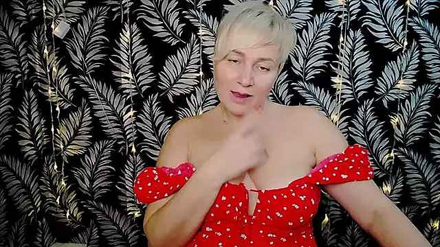 Snapshot of Olivia_playful chatting on 02-01-25, 03:28 Olivia playful online show from 02-01-25, 03:28