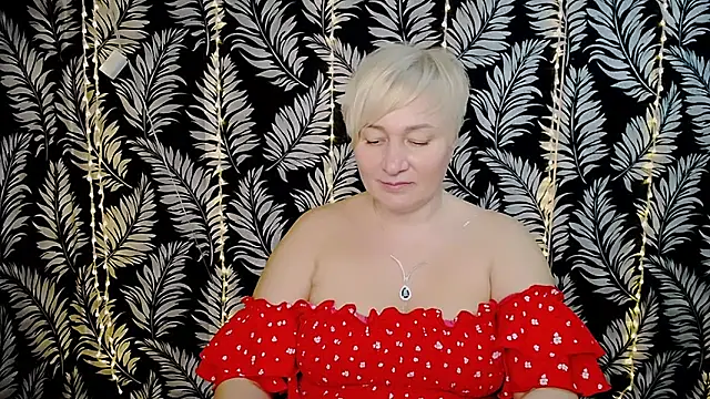 Snapshot of Olivia_playful chatting on 02-13-25, 12:11 Olivia playful online show from 02-13-25, 12:11